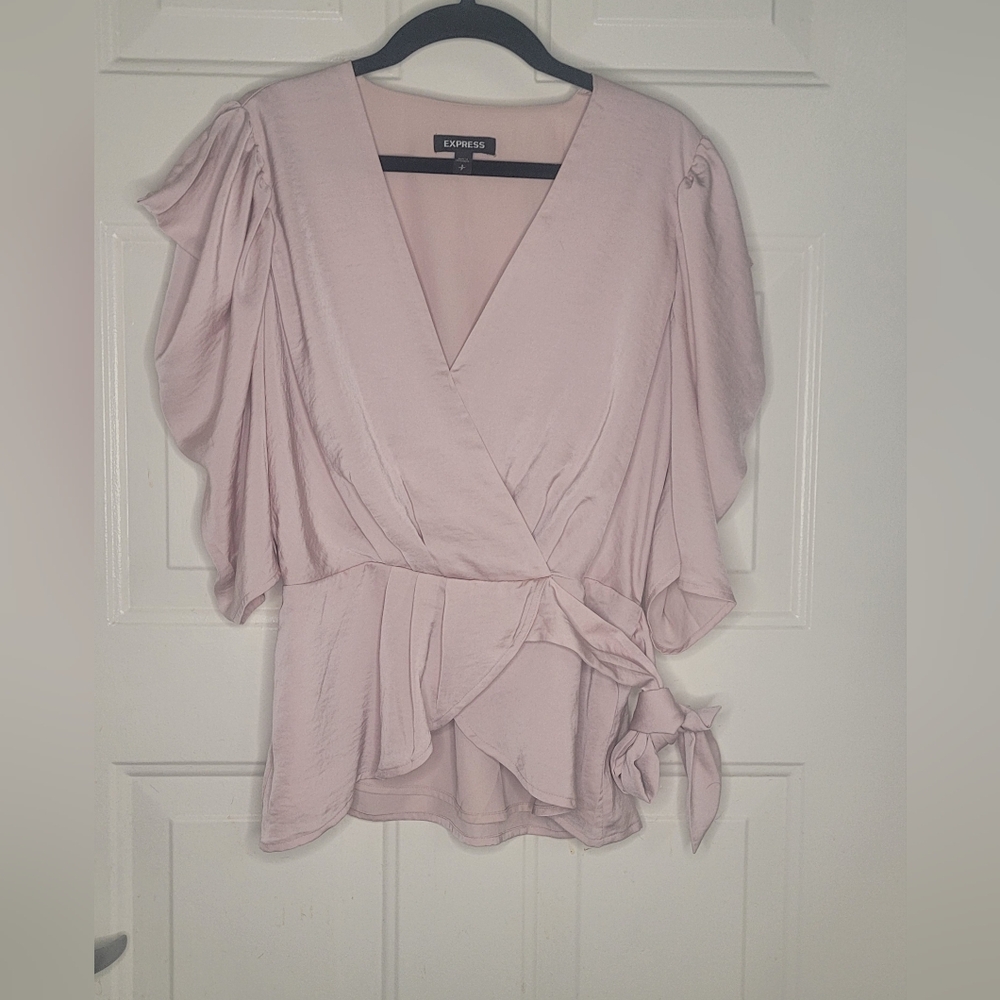 Express Size Small Pink‎ Tie at Waist Blouse Flowy Sleeves Ruffle